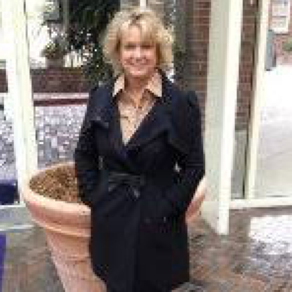 Meet your Posher, Lisa